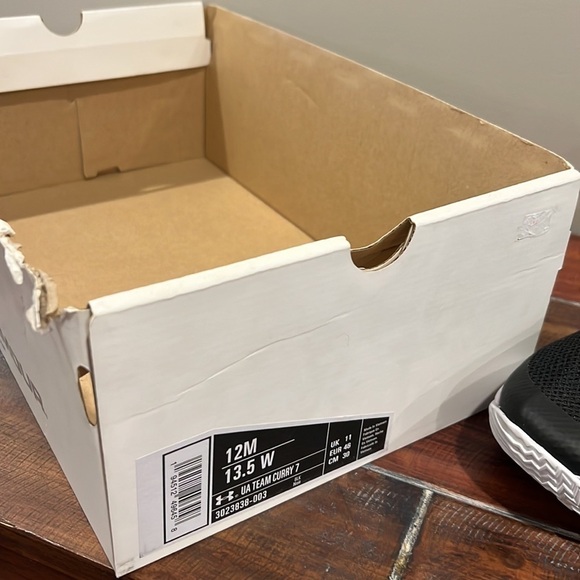 ⭐️ Under Armour UA Team Curry 7 Basketball Sneakers Black White Size 12 - Picture 2 of 9